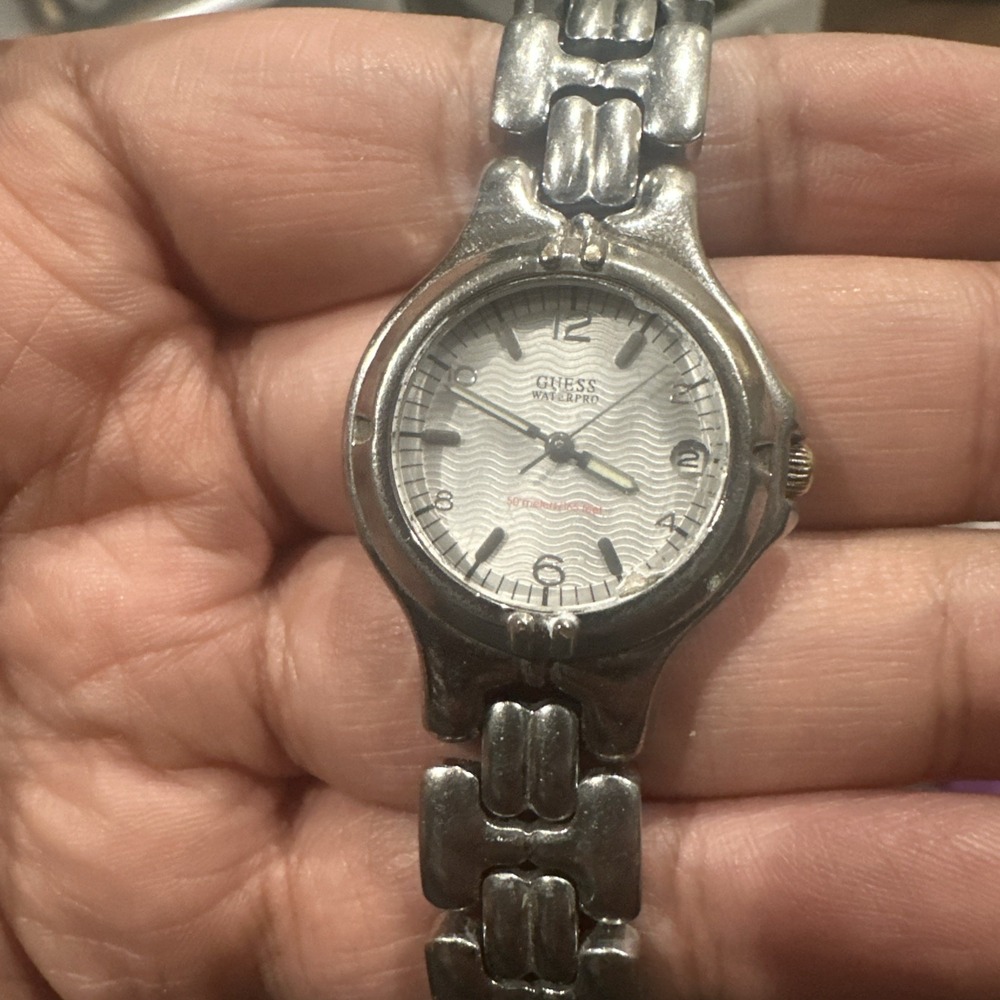 Works‎ Guess Waterpro Watch Womens 25mm Date Silver Tone New Battery Fit 6.5in